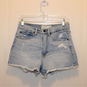 Abercrombie & Fitch Distressed High Rise Short